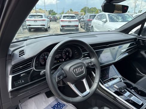Used 2025 Audi Q7 3.0T Prestige w/ Prestige Package image 30