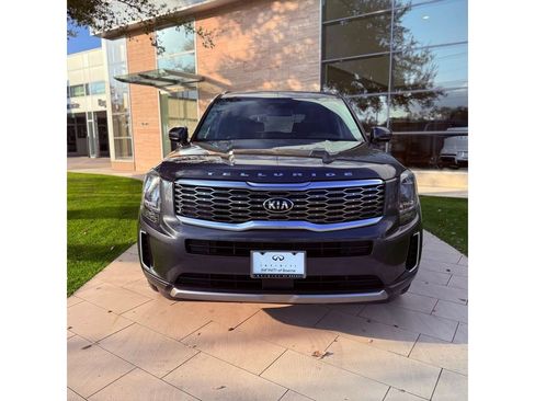 Used 2020 Kia Telluride S AWD/4WD image 3