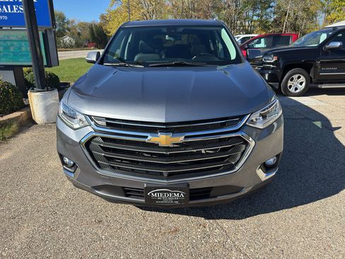Used 2020 Chevrolet Traverse Premier image 3