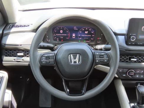 Used 2023 Honda Accord EX image 16