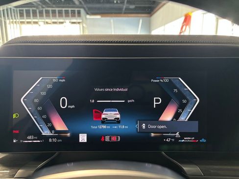 Used 2025 BMW 740i xDrive image 13