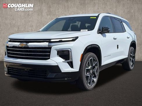 New 2026 Chevrolet Traverse High Country w/ LPO, Floor Liner Package AWD/4WD image 3