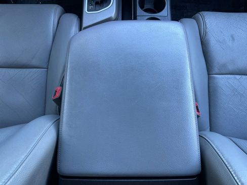 Used 2016 Toyota Sequoia Platinum image 58