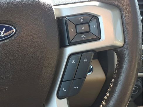 Used 2018 Ford F150 Lariat image 17