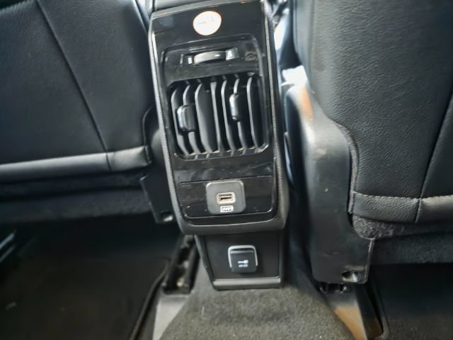 Used 2024 Jeep Compass Limited AWD/4WD image 12