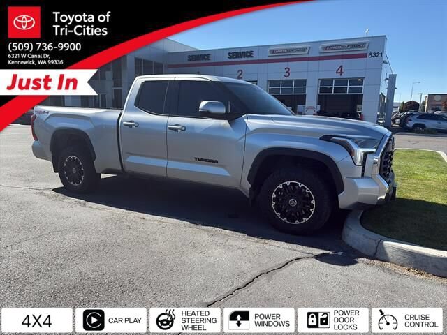 Certified 2022 Toyota Tundra SR5 w/ TRD Off-Road Package AWD/4WD image 32