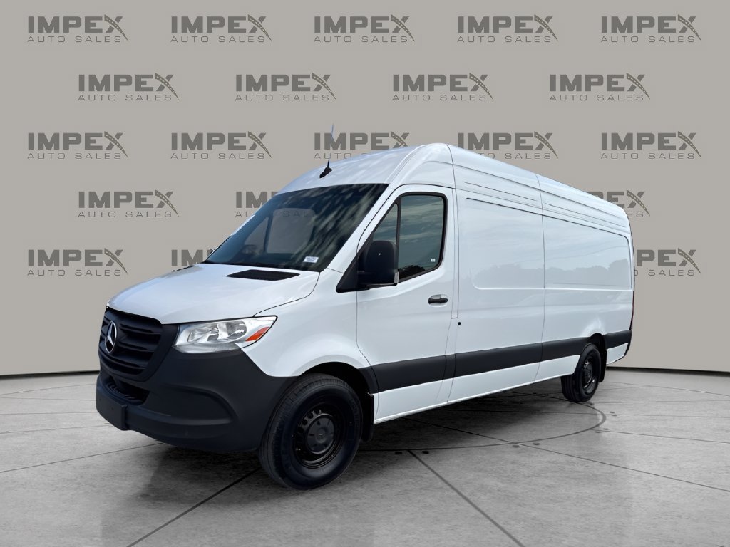 Used 2025 Mercedes-Benz Sprinter 2500 image 1