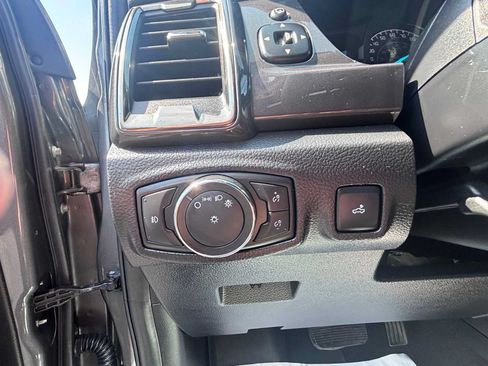 Used 2022 Ford Ranger Lariat w/ Equipment Group 501A High AWD/4WD image 17