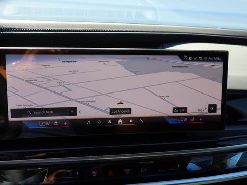 New 2026 BMW 740i w/ Premium Package image 23