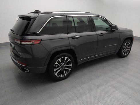 Used 2022 Jeep Grand Cherokee Overland w/ Advanced Protech Group III image 10