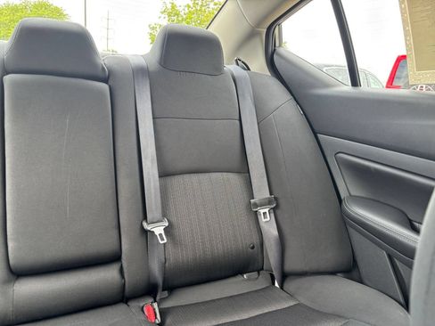 Used 2025 Nissan Altima 2.5 SV FWD image 36