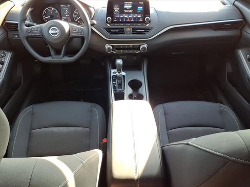 Used 2025 Nissan Altima 2.5 S image 15