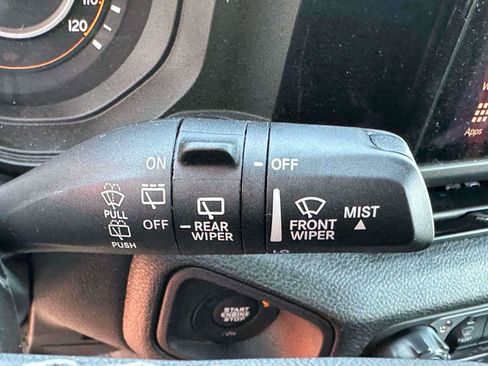 Used 2025 Jeep Wrangler Unlimited Sport AWD/4WD image 20