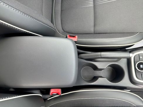 Certified 2026 Hyundai Venue SEL FWD image 30