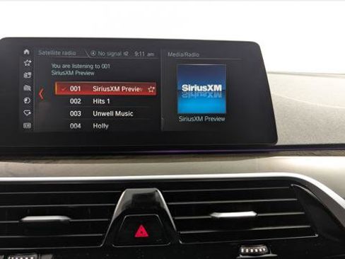 Used 2018 BMW 530i w/ Premium Package image 28