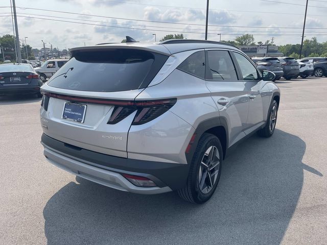 Certified 2025 Hyundai Tucson SEL AWD/4WD image 5