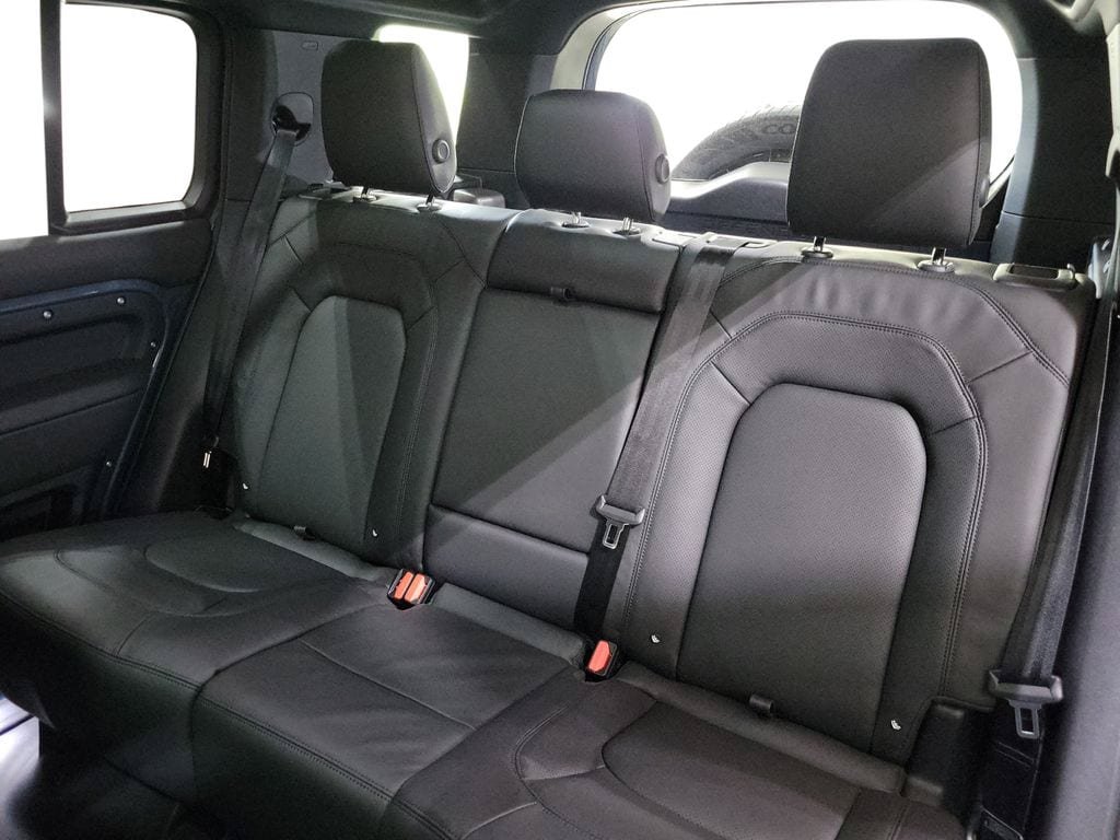 New 2026 Land Rover Defender 110 S AWD/4WD image 22