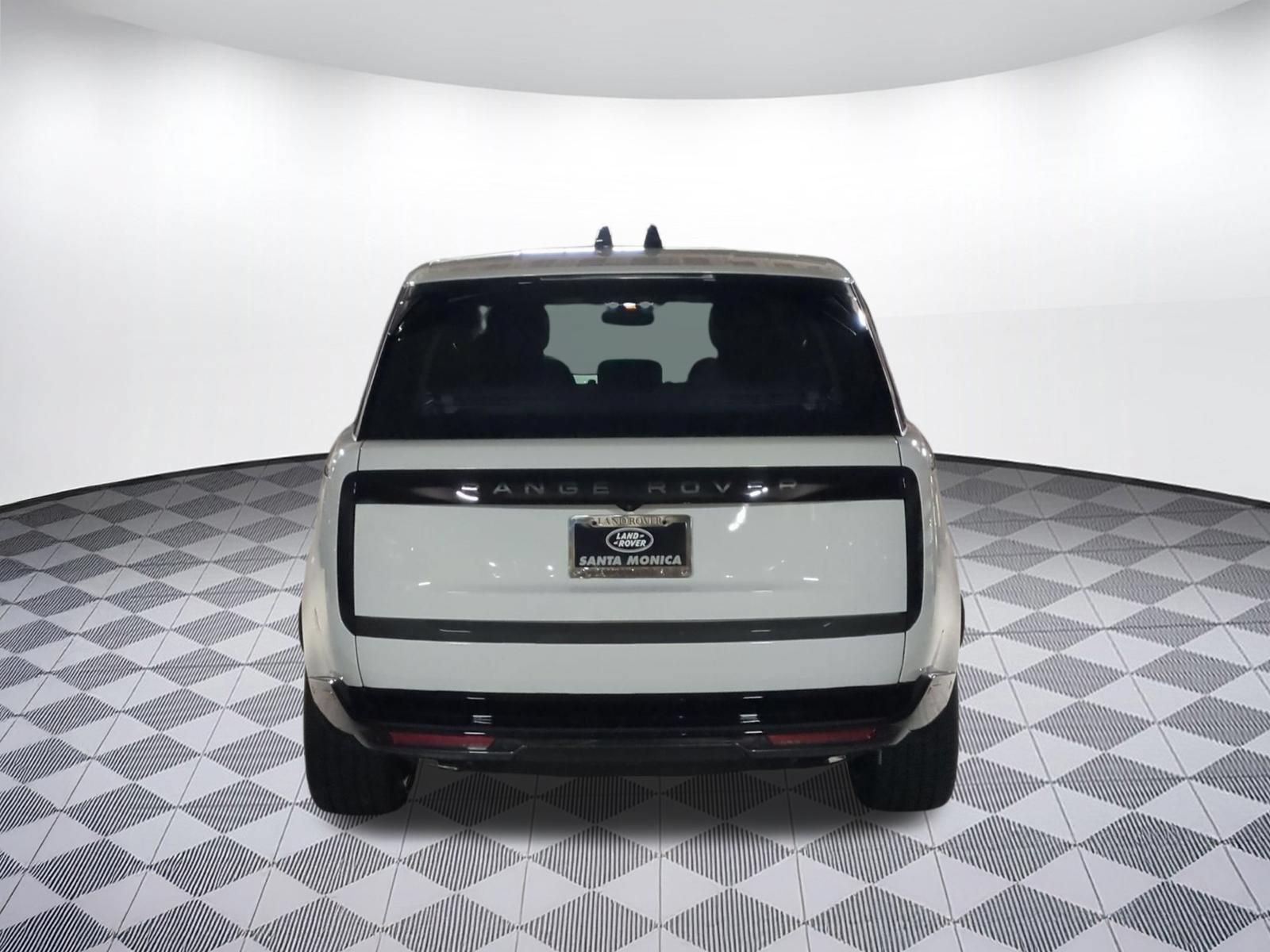 New 2026 Land Rover Range Rover SE AWD/4WD image 4