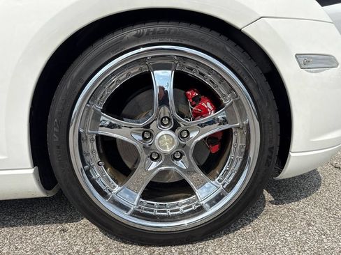 Used 2005 Chrysler Crossfire Limited RWD image 43