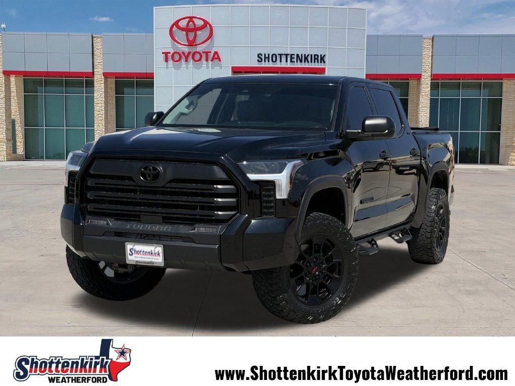 Used 2023 Toyota Tundra SR5 AWD/4WD image 1