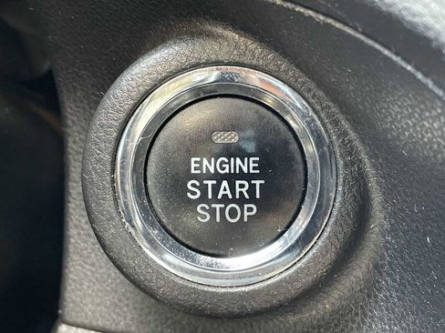 Used 2019 Subaru Ascent Limited image 22