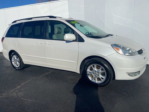 Used 2005 Toyota Sienna XLE image 13