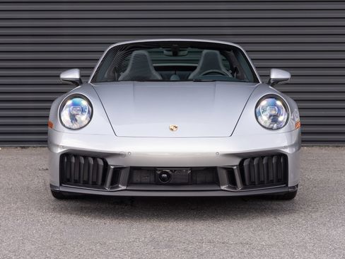 Certified 2025 Porsche 911 Targa 4 GTS AWD/4WD image 8