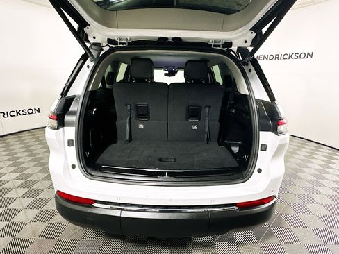 Used 2022 Jeep Grand Cherokee L Limited image 31