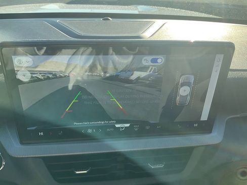 New 2026 Ford Explorer ST-Line w/ ST-Line Street Pack image 24