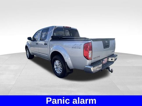 Used 2014 Nissan Frontier SV image 5