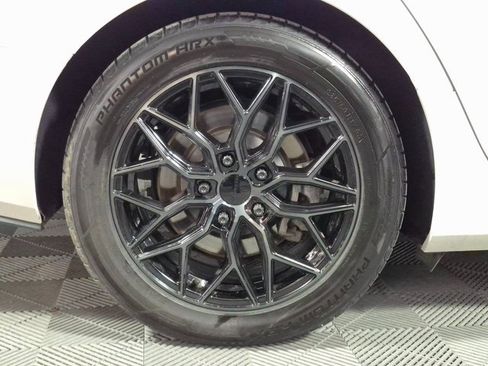 Used 2017 Cadillac CTS Luxury image 25