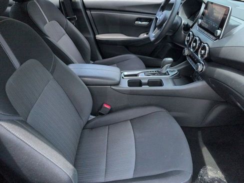 Used 2025 Nissan Sentra SV FWD image 30