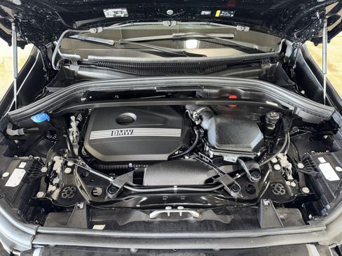 Used 2025 BMW X1 xDrive28i w/ Technology Package image 34