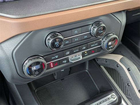 New 2024 Ford Bronco Outer Banks image 56