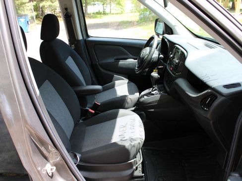 Used 2015 RAM ProMaster City Tradesman w/ Rear Back-up Camera Group FWD image 10