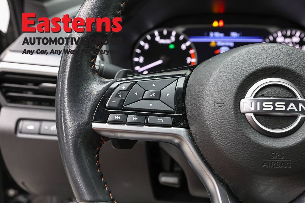Used 2023 Nissan Altima 2.5 SR AWD/4WD image 17
