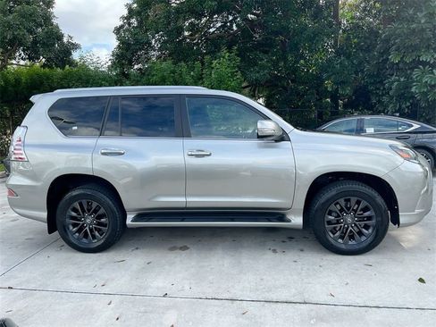 Certified 2023 Lexus GX 460 Premium image 8