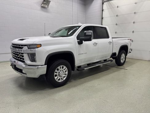 Used 2020 Chevrolet Silverado 2500 LTZ image 7