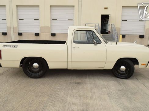 Used 1987 Dodge D/W Truck 150 image 39