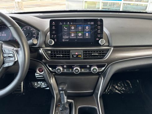 Used 2022 Honda Accord Sport image 13