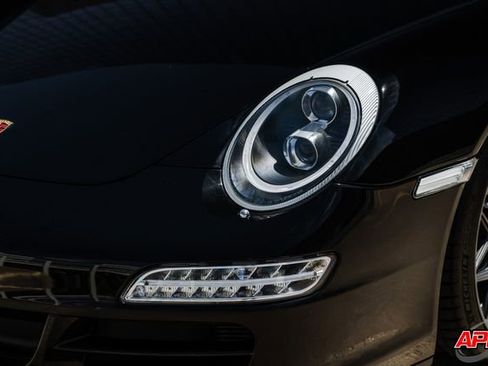 Used 2005 Porsche 911 Carrera S image 46