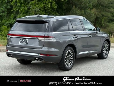 Used 2023 Lincoln Aviator AWD w/ Premium Package image 14
