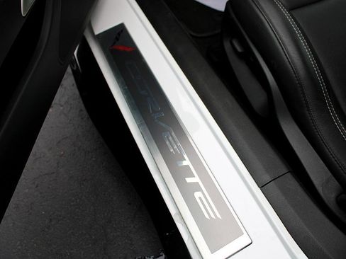 Used 2016 Chevrolet Corvette Z06 w/ Battery Protection Package image 20