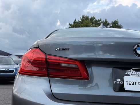 Used 2018 BMW 530i xDrive AWD/4WD image 9