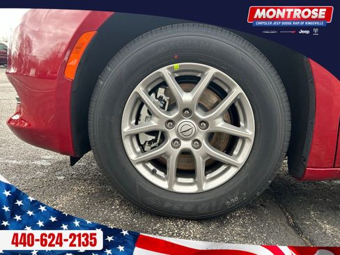 New 2026 Chrysler Voyager LX image 31