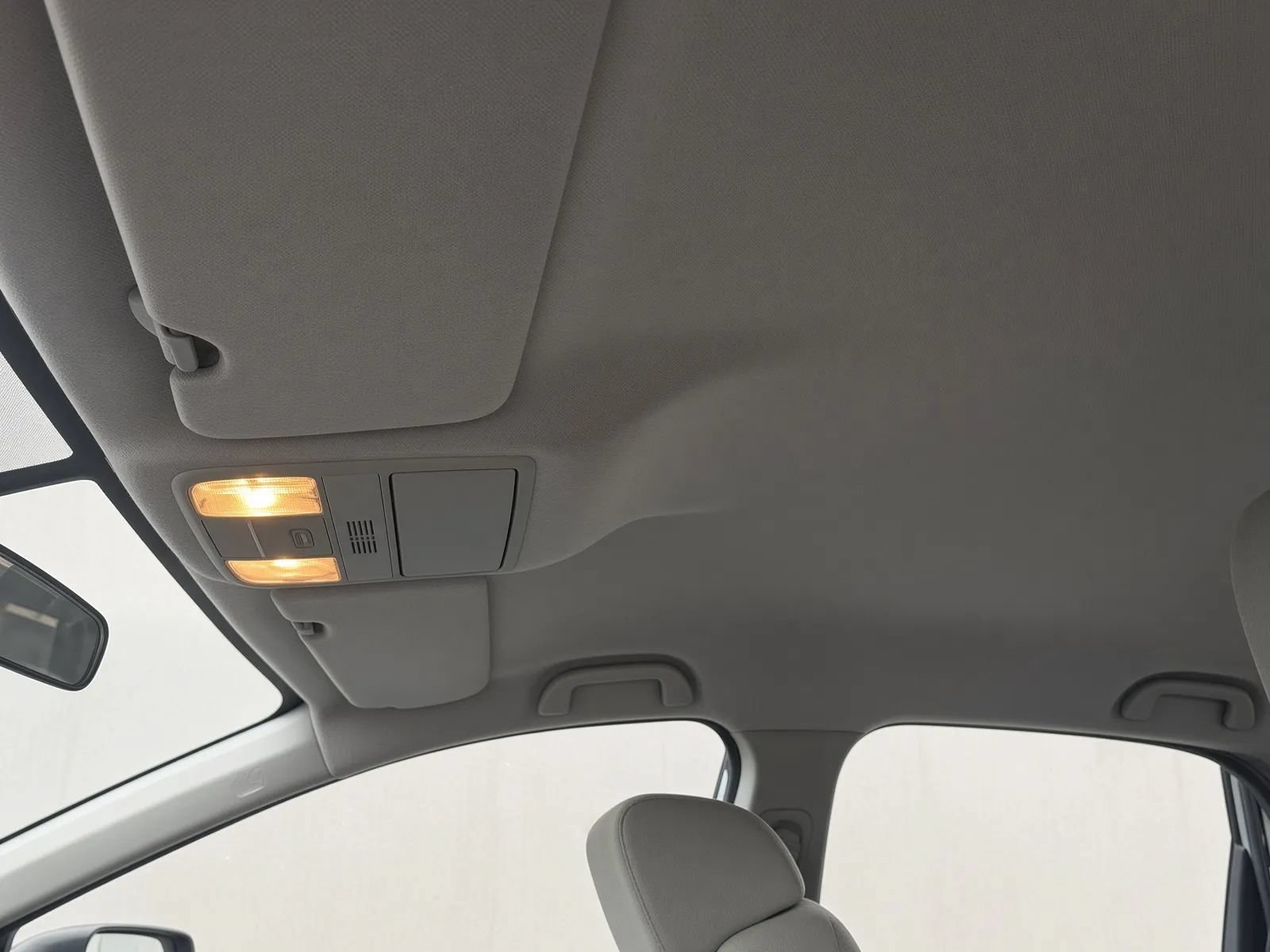 Used 2017 Honda CR-V LX image 11