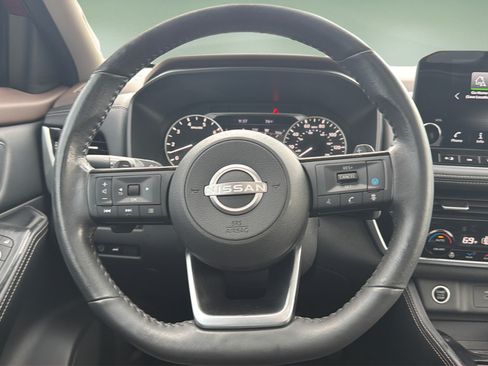 Certified 2023 Nissan Rogue SL w/ SL Premium Package FWD image 9