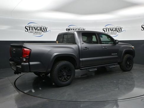Used 2019 Toyota Tacoma SR5 RWD image 7