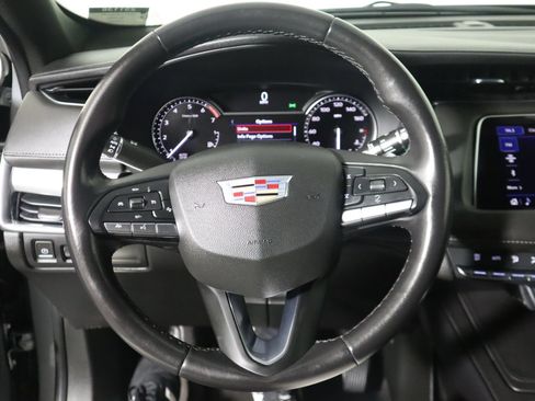 Used 2023 Cadillac XT4 Premium Luxury AWD/4WD image 35