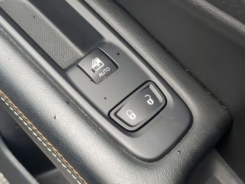 Used 2020 Jeep Compass Sport image 37